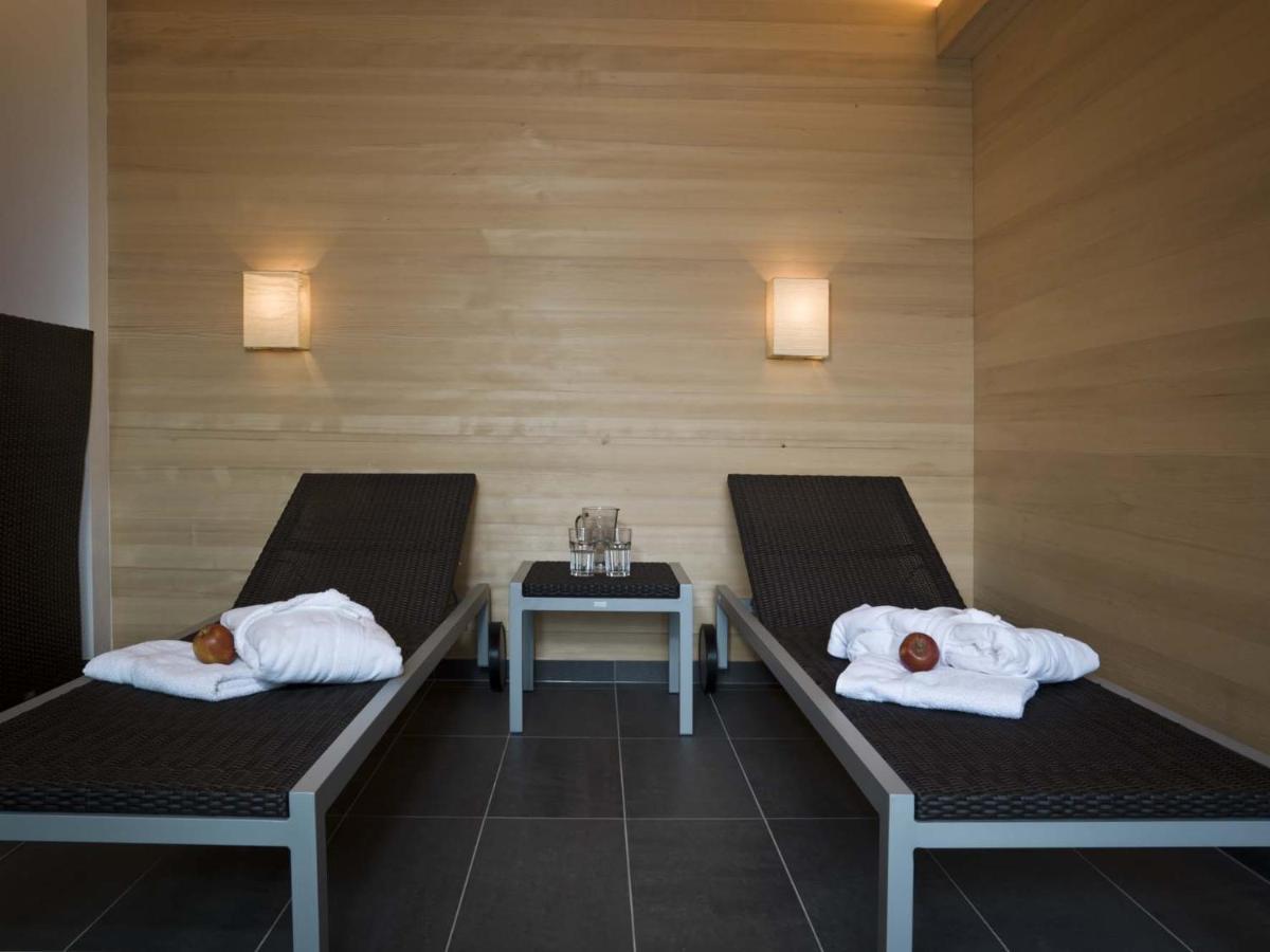 Forstgut - Premium Waldchalets Und Lodge Suiten Regen Esterno foto
