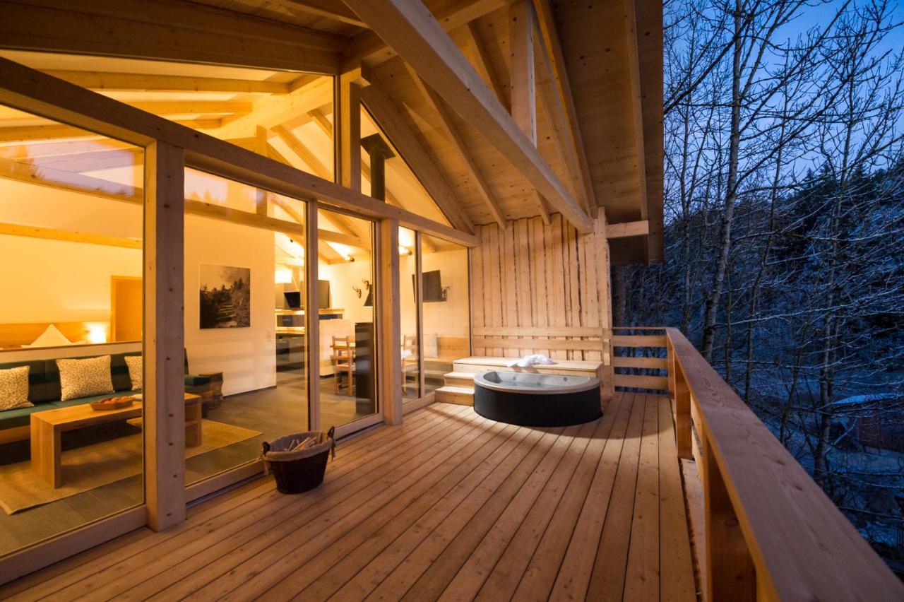 Forstgut - Premium Waldchalets Und Lodge Suiten Regen Esterno foto