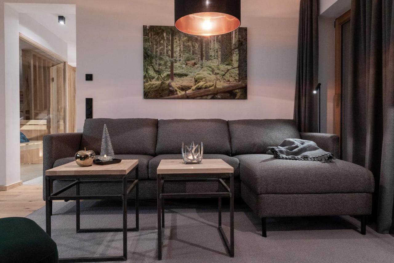 Forstgut - Premium Waldchalets Und Lodge Suiten Regen Esterno foto