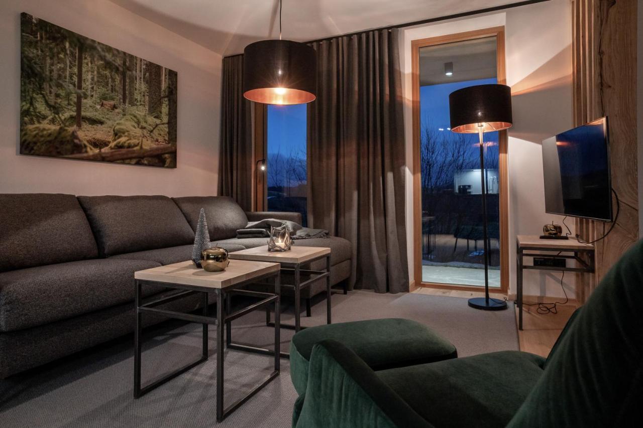 Forstgut - Premium Waldchalets Und Lodge Suiten Regen Esterno foto