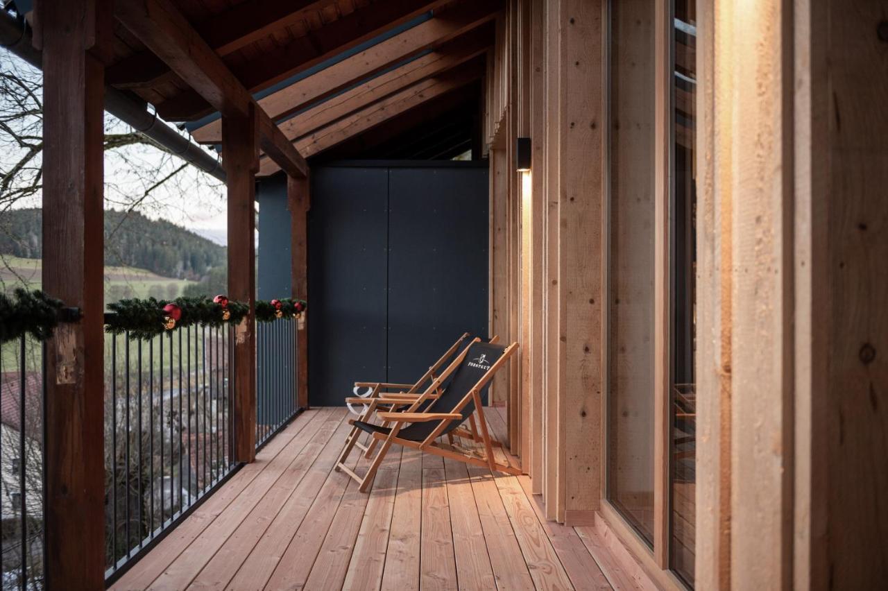 Forstgut - Premium Waldchalets Und Lodge Suiten Regen Esterno foto