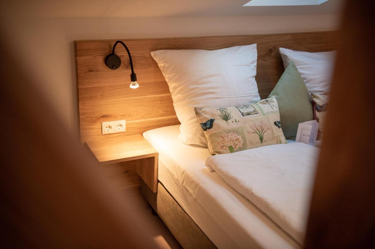 Forstgut - Premium Waldchalets Und Lodge Suiten Regen Esterno foto