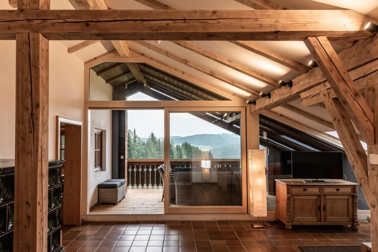 Forstgut - Premium Waldchalets Und Lodge Suiten Regen Esterno foto